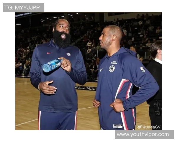 克里斯保罗:篮球场上的指挥官与传奇控卫的辉煌历程 克里斯保罗:篮球场上的指挥官与传奇控卫的辉煌历程